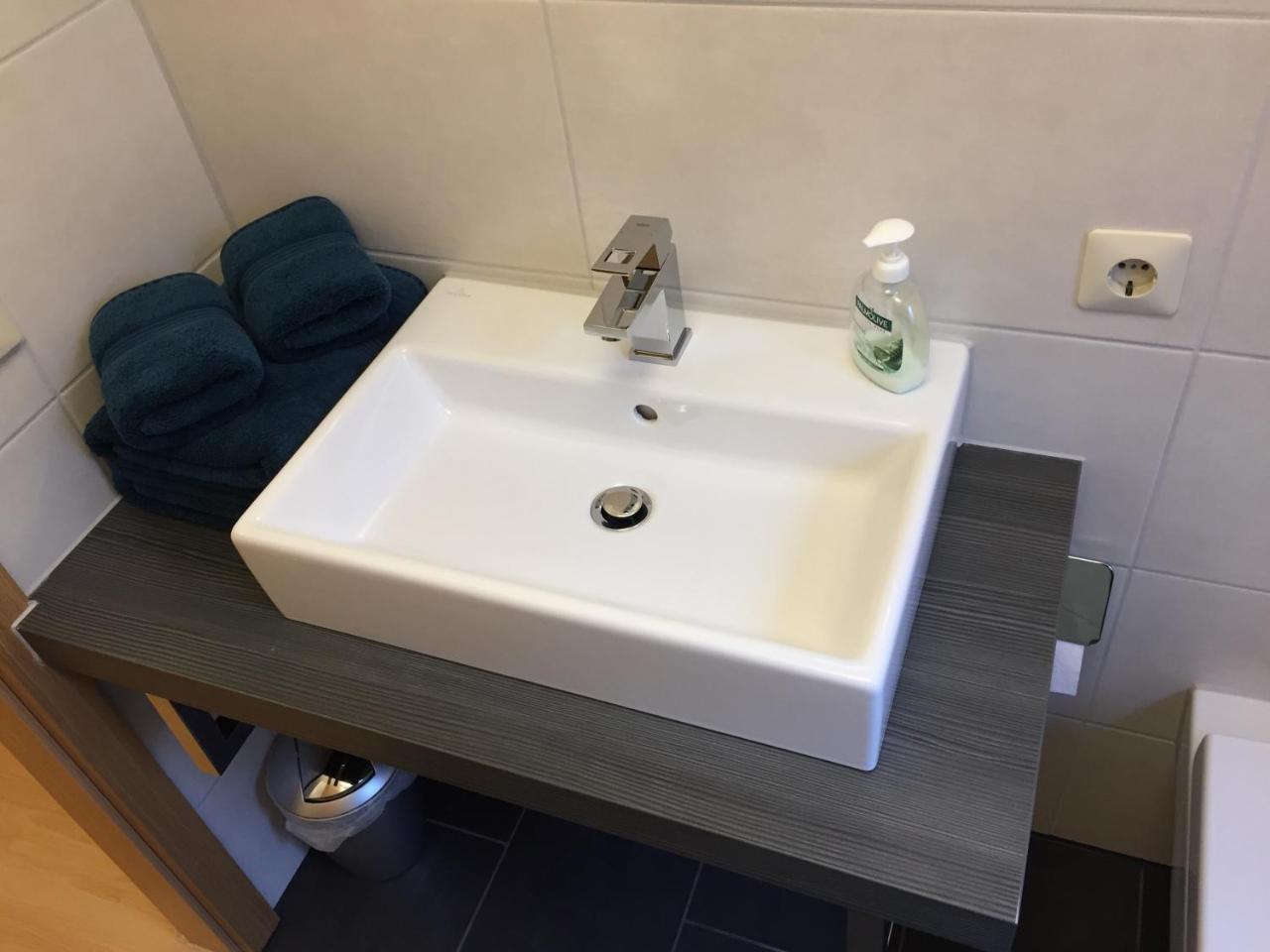 Apartment Schiller 로라흐 외부 사진